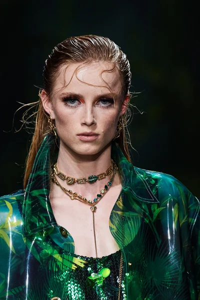 Look 149